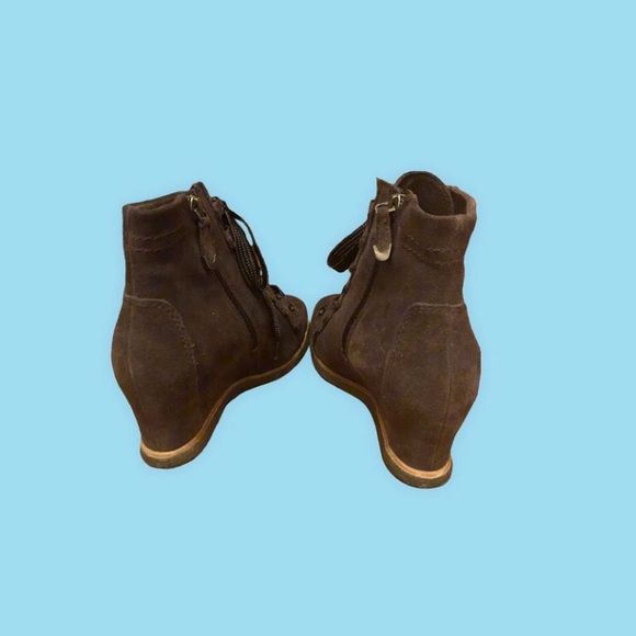 Earth Kalmar Chocolate Wedge Boots - Picture 3 of 4